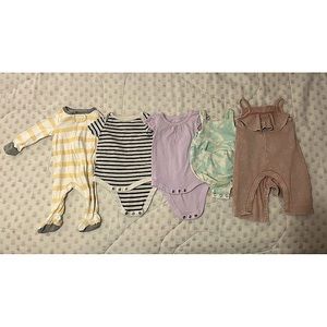 Newborn Baby girl bundle - 5 pieces